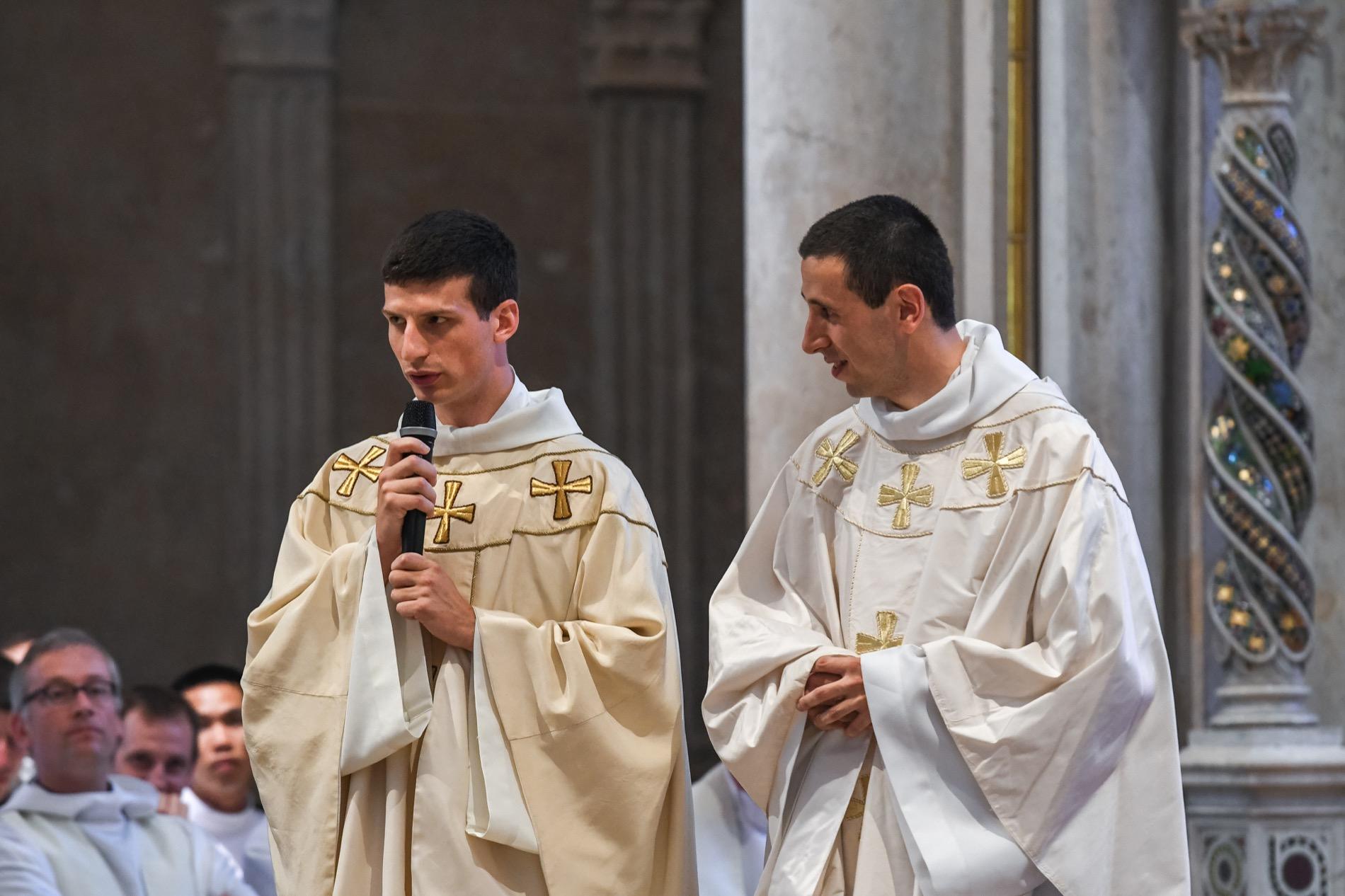 Ordination sacerdotale de Luc et Marc