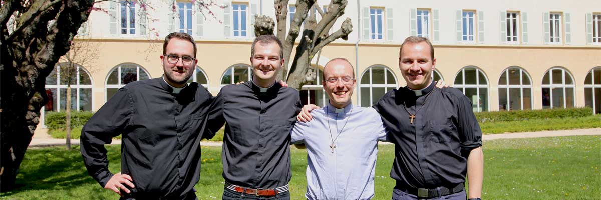 Portraits des quatre futurs prêtres – juin 2019