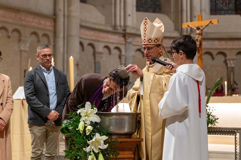 Vigile pascale et baptêmes à la cathédrale
