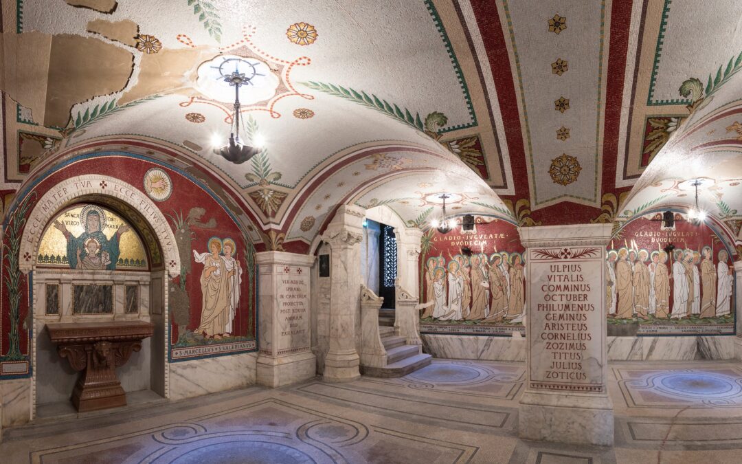 Le cachot de saint Pothin et la crypte des martyrs de Lyon